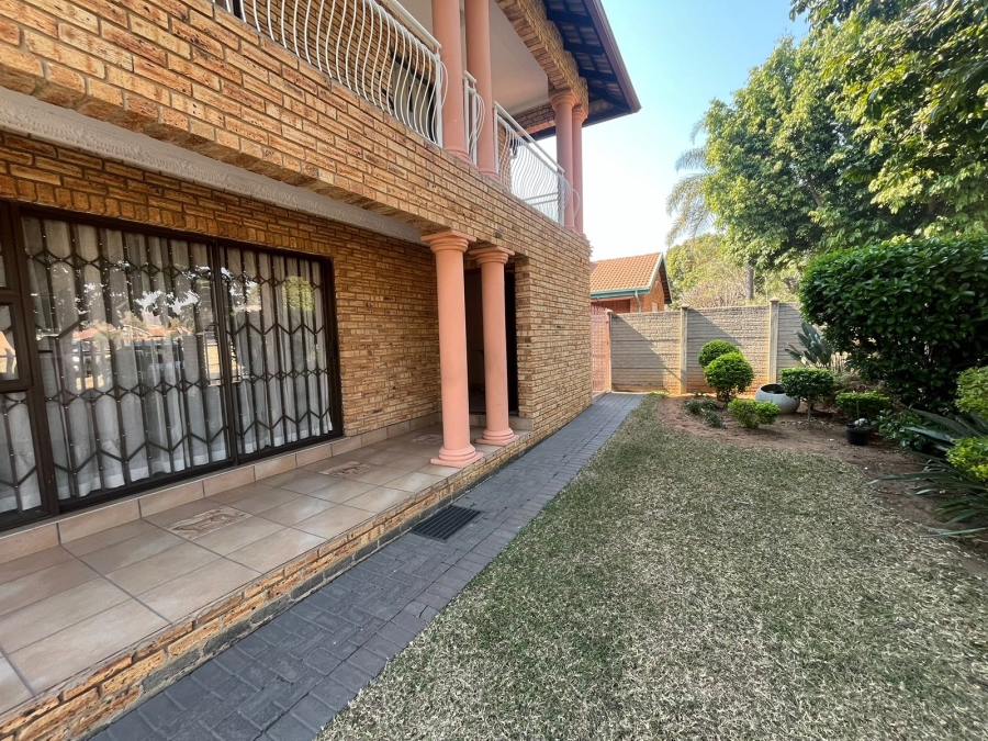 4 Bedroom Property for Sale in Bodorp North West